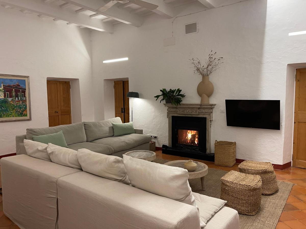 Casa Rural Reformada Bini Aumaia Hostal Es Mercadal Exterior foto